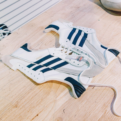 SNEAKER CORSET CONSTRUCTION CLASS